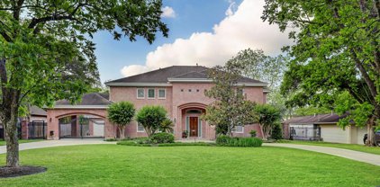 5308 Holly Street, Bellaire
