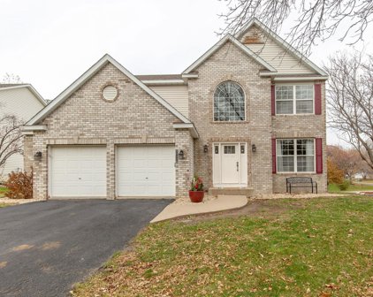 2722 Autumn Woods Drive, Chaska