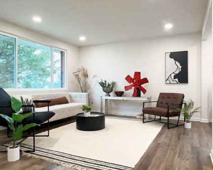 8802 Ashford Rd, Parkville