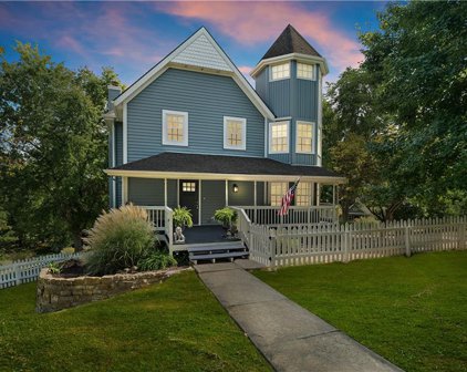 12020 N Windbrook Court, Parkville