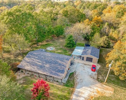610 SW T Highway, Holden
