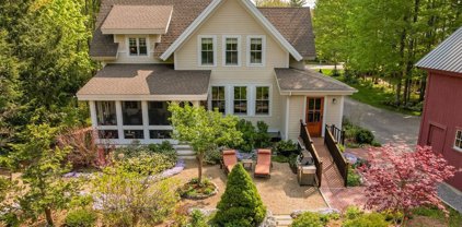 79 Mountain Road, Concord
