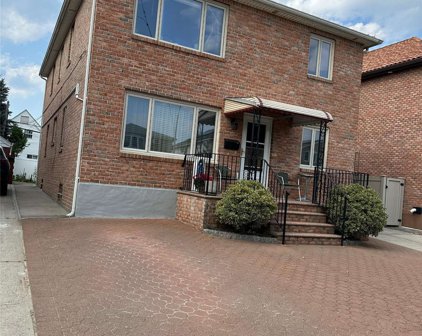 157-31 19th Avenue, Whitestone