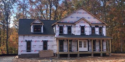 576 Walnut View Dr, Troy