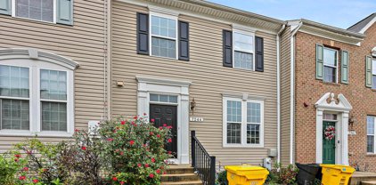 7244 Dorchester Woods Ln, Hanover