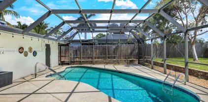 79 Constitution Dr, Naples