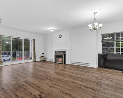 13918 72 Avenue Unit 102, Surrey