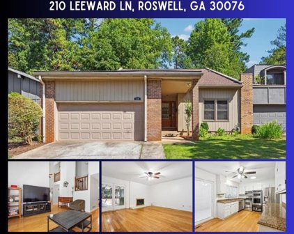 210 Leeward Lane, Roswell
