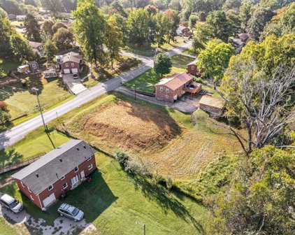 46 Bunker Hill Rd, Clarksville