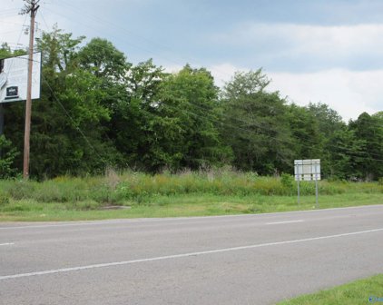 17 Hwy 35, Scottsboro