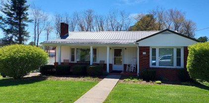 53 Lee Street, Sparta