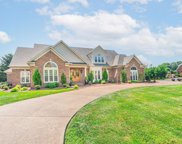 928 Kensington Way, Bowling Green image