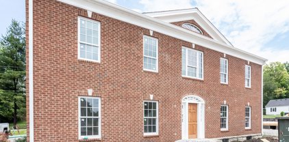 214 W Brashear Ave, Bardstown