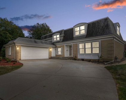 1526 S Kaspar Avenue, Arlington Heights