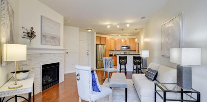 2665 Prosperity Ave Unit #332, Fairfax