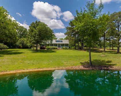 462 Fussell Road, Leesburg