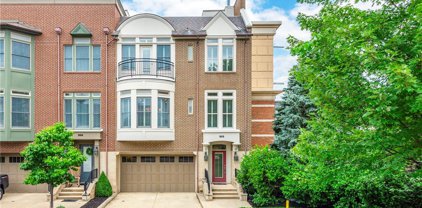 302 Halstead Lane Unit 42, Westlake