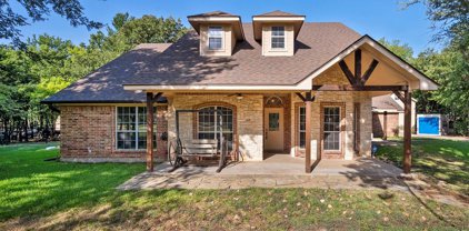 6813 Wooded  Court, Mansfield