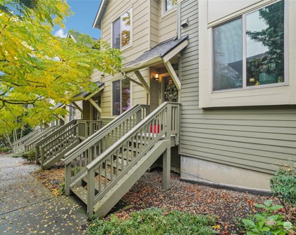 2071 NW Boulder Way Drive, Issaquah