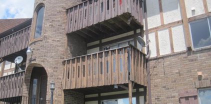 215 Camelot Drive, College Park