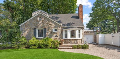 46 Elm Drive, New Hyde Park