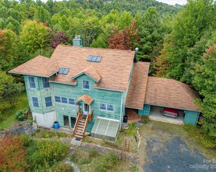 1270 Cabbage Patch  Road, Burnsville