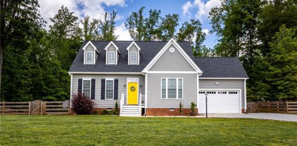 5890 Wilburn Estates Court, Powhatan