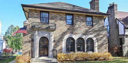 4428 North Wildwood Avenue, Shorewood