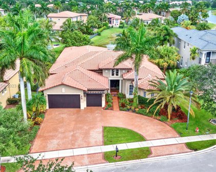 12135 Nw 71st St, Parkland