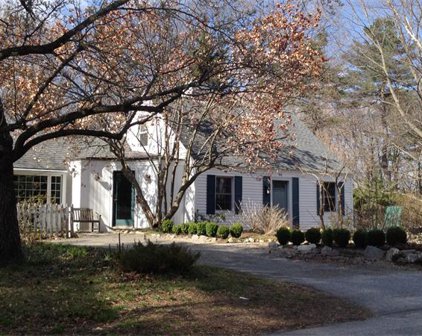 94 Upland Rd, Concord