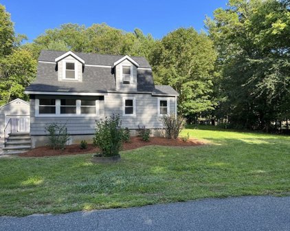 17 Reynolds Ave, Rehoboth
