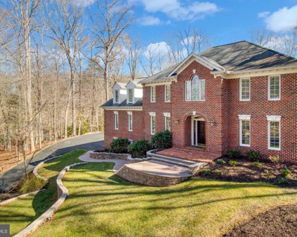 8318 Cathedral Forest Dr, Fairfax Station