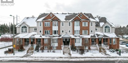 108 CENTREPOINTE Drive Unit I, Nepean