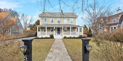 584 Hatherly Road, Scituate