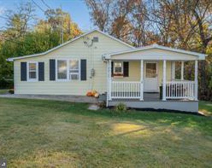 1515 Red Bank Rd, Dover