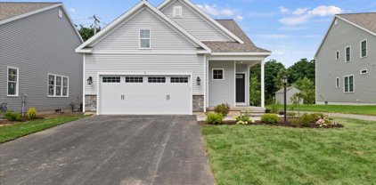 5 Bradley Circle, Halfmoon
