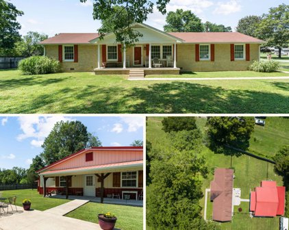 101 Honeysuckle Dr, Hendersonville