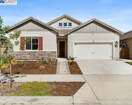 171 Lentini Way, Sacramento