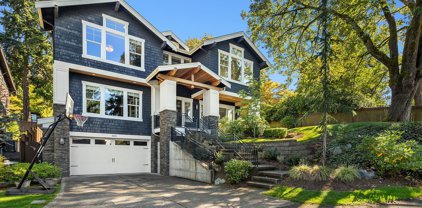 8423 SE 46th Street, Mercer Island