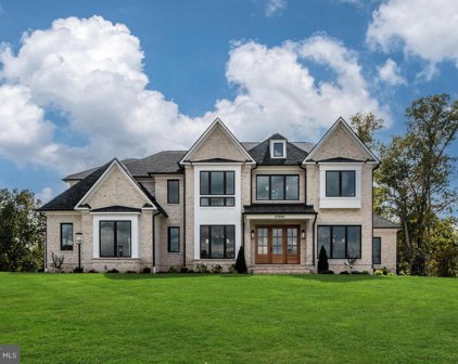 Seabiscuit Park Pl, Middleburg