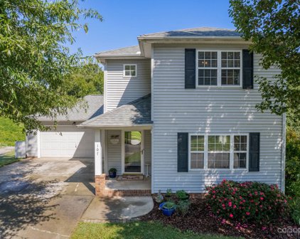 107 Howe  Street, Belmont