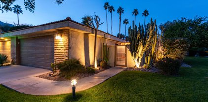 2322  Oakcrest Dr, Palm Springs