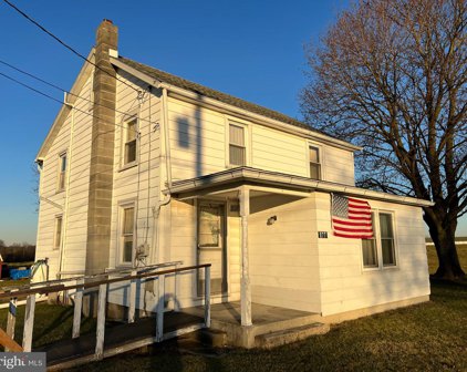 977 Kauffman Road West W, Greencastle