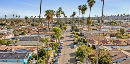 3414  8th Ave, Los Angeles