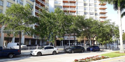 2025 Ne 164th St Unit #807, North Miami Beach