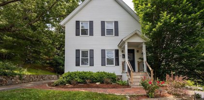 31 Forest Ave, Hudson