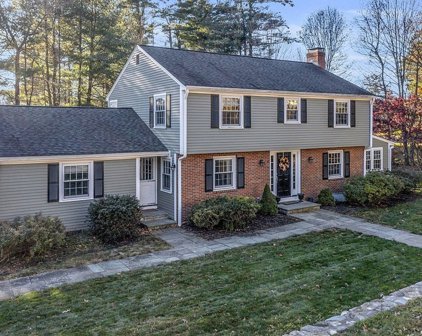 2 Joseph Reed Ln, Acton