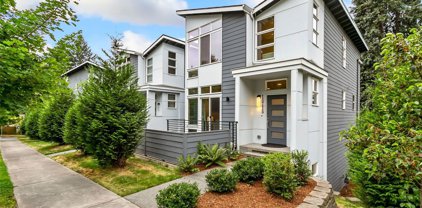 18715 104th Avenue NE Unit #5, Bothell