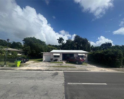 8635 N Miami Ave, El Portal