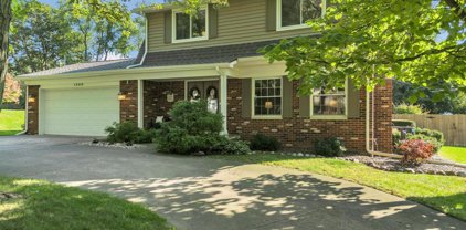 1290 LINVILLE, Waterford Twp